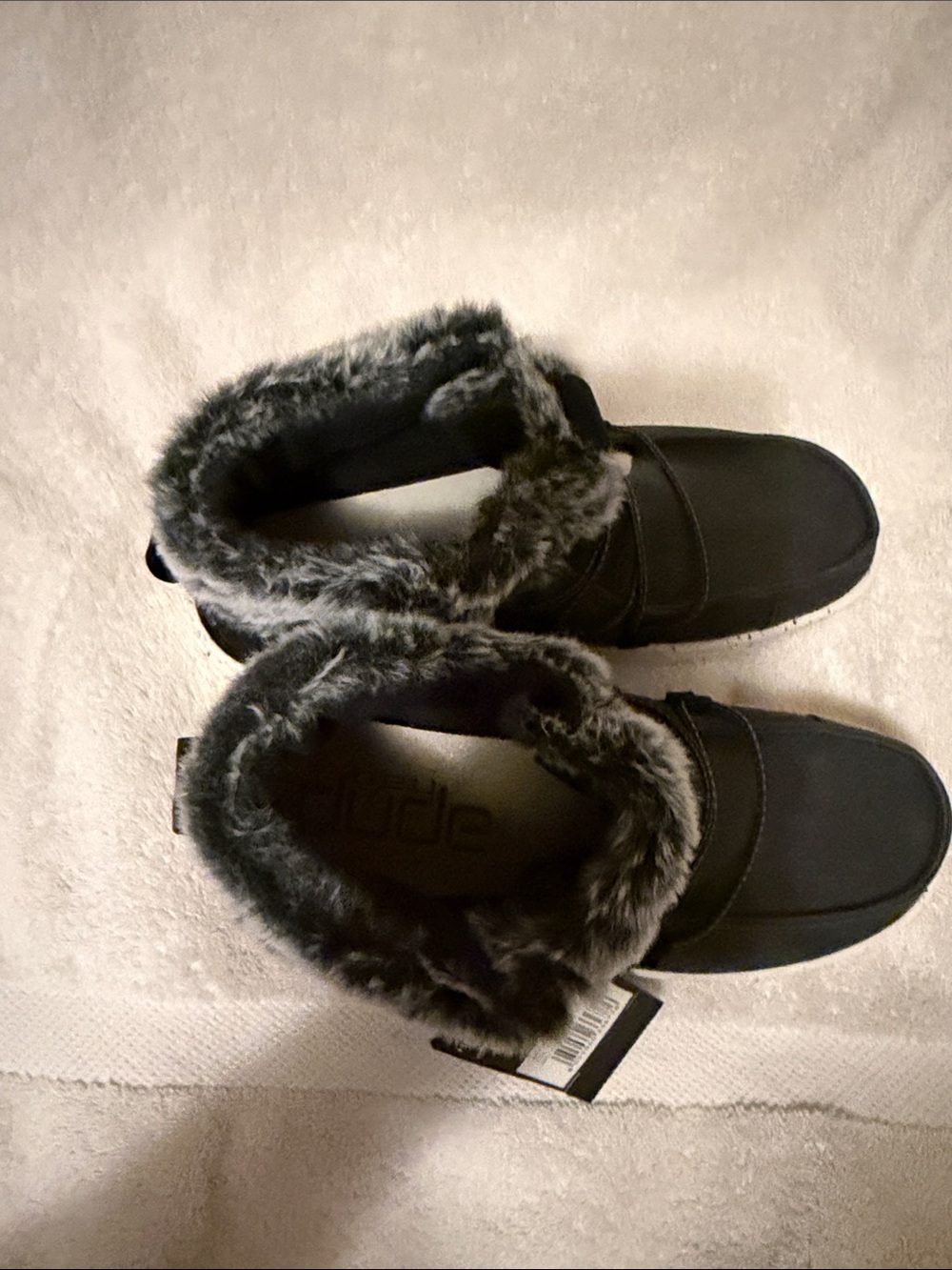 Hey Dude Black Ankle Boots with Gray Faux-Fur Trim - Picture 3 of 6